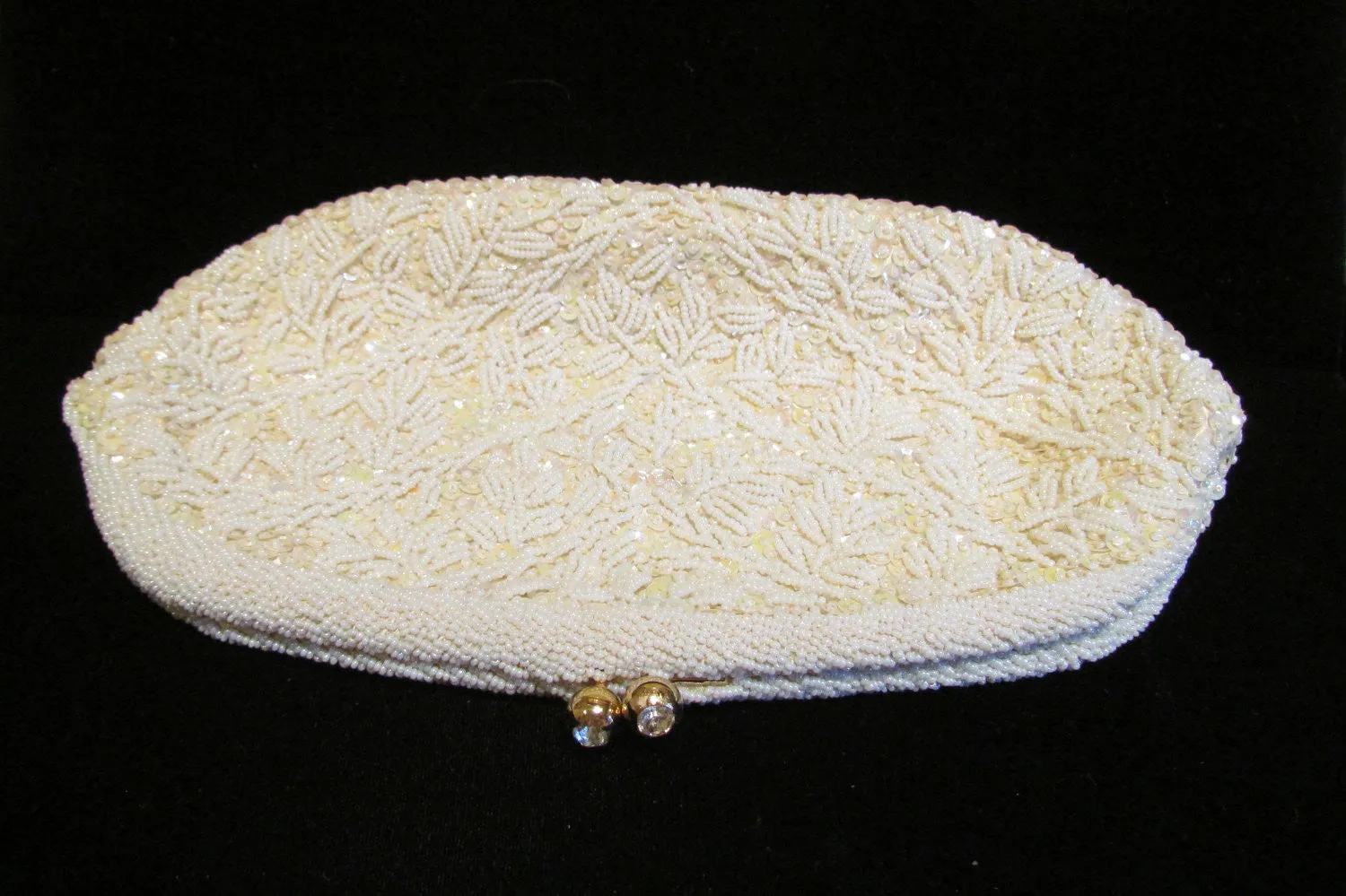 1940s White Beaded Purse Vintage Clutch Purse Sequins Rhinestone With Matching Eye Glass Case Mint Unused