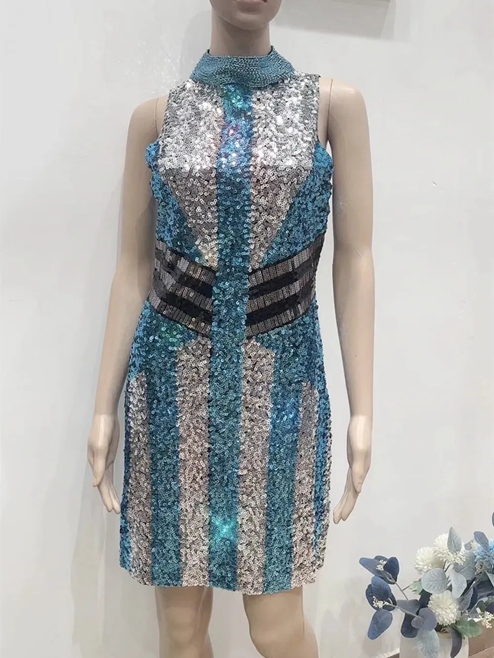 Evening Shimmering Sequin Sheath Dress for Special Events