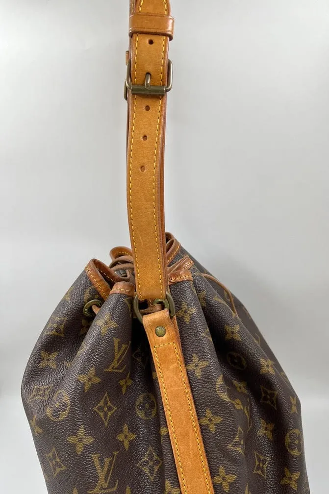 Louis Vuitton Noé Monogram Canvas Brown Bag 1998