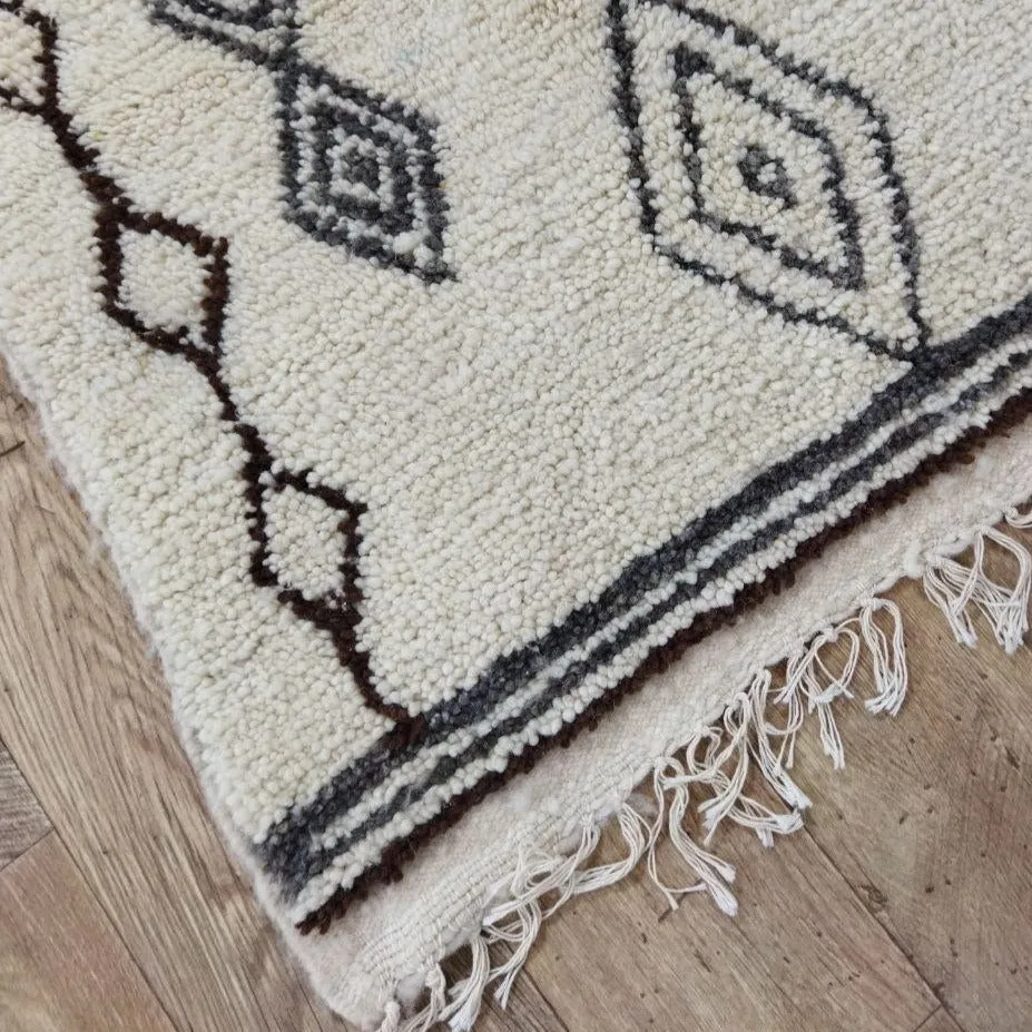 Moroccan rug Beni Ouarain rug 2x5 ft Handmade rug Berber rug