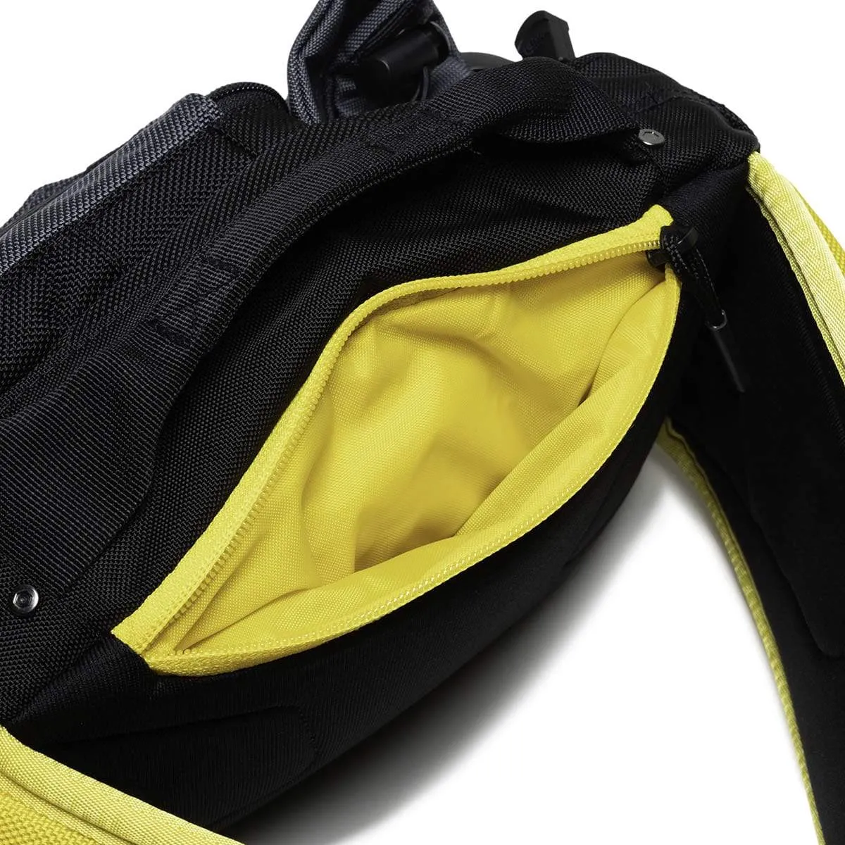 STEEP TECH FANNY PACK